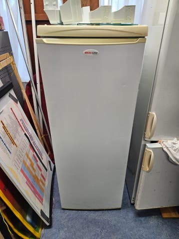 2 koelkasten te koop, 1 met vriesvak - goed bod