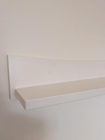 Witte wandplank / boekenplank