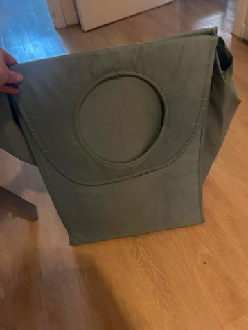 Gratis af te halen: wasmand