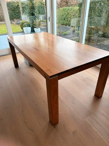 Eettafel 100 x 200 cm - GRATIS
