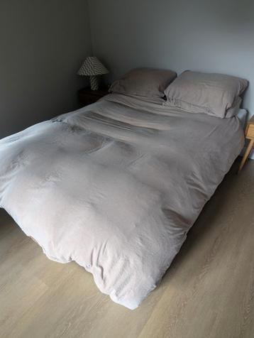 GRATIS Ikea bed met opbergruimte twijfelaar