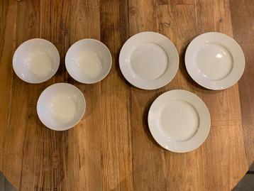 Gebaksbordjes en schaaltjes wit