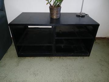 zwart TV meubeltje