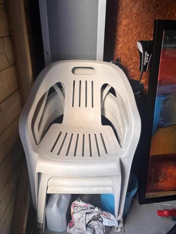 Plasticforte stoel gratis afhalen