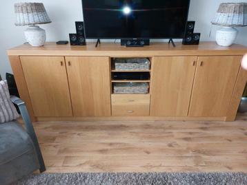 GRATIS Massief eiken dressoir - 274x53x95 cm