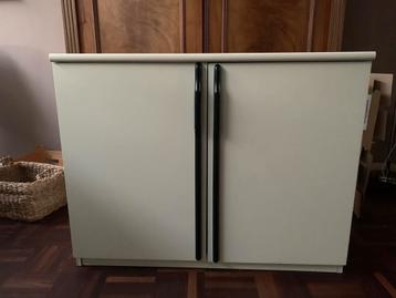 Kastje wit - stevig (90 cm breed x 68 cm hoog)