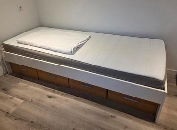 Matras (ikea) 80 bij 200 van logeerbed
