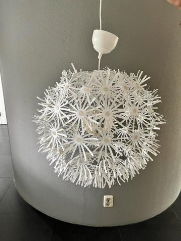 Gratis Bloemenlamp diam. 60 cm.