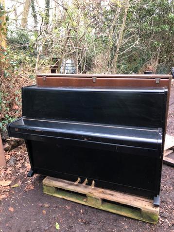 August furster piano