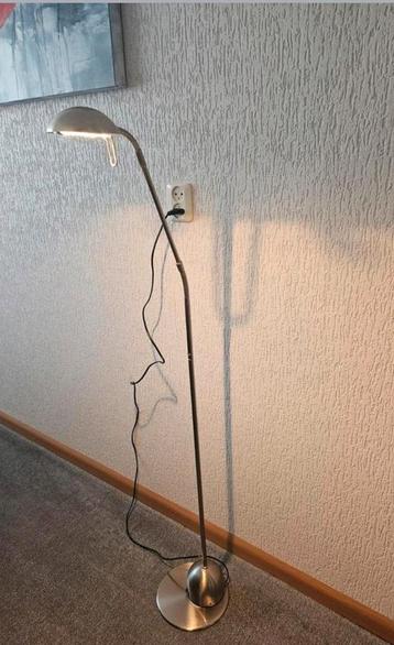 Gratis vloerlamp leeslamp dimbaar