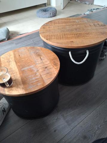 Gratis op te halen,2 bijzettafels/ salontafels