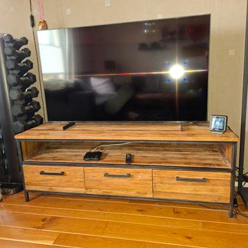 Tv meubel Romaro 54x147 teak mix rough