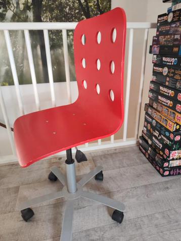 Rode Bureaustoel met Wieltjes - Gebruikt