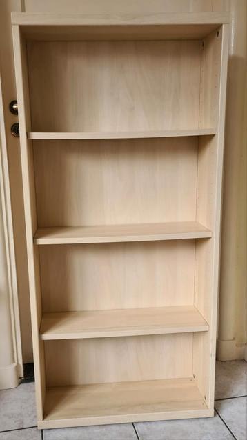 Ikea Boeken/dvd/cd/...  kast gratis ophalen