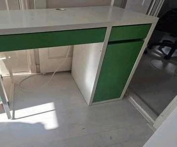 Bureau micke ikea groen