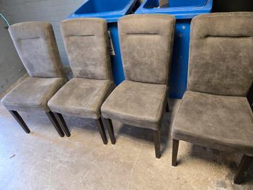 Eettafel stoelen
