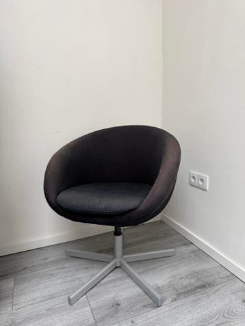 Free adjustable chair