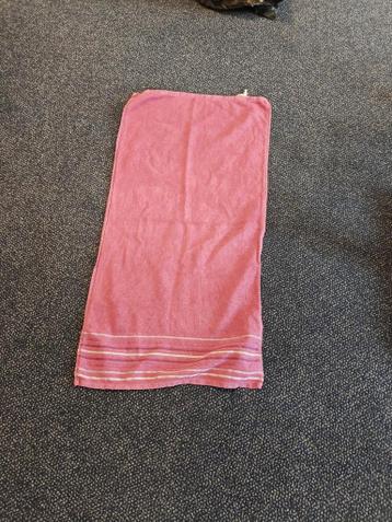Roze Kruidvat handdoek - Zo goed als nieuw