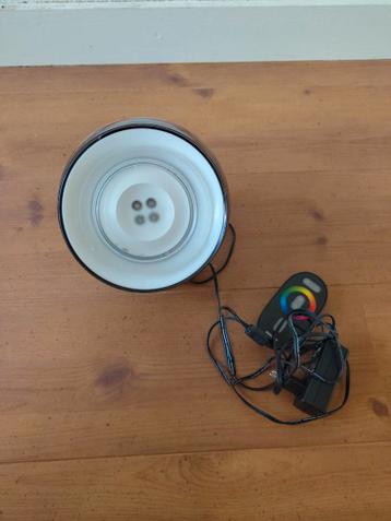 Zwarte tafellamp met afstandsbediening