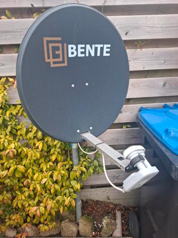 Bente schotelantenne met LNB