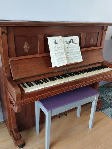 Piano inclusief bankje met opbergvak