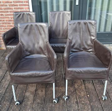 GRATIS 4 donkerbruine leren eetkamerstoelen