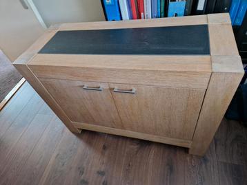 GRATIS eiken dressoir met leisteen blad