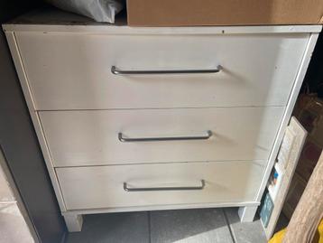 Witte ladekast met 3 laden - Gebruikt