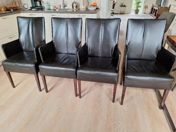 Leren stoelen gratis afhalen voor zaterdag 4 april a.s.