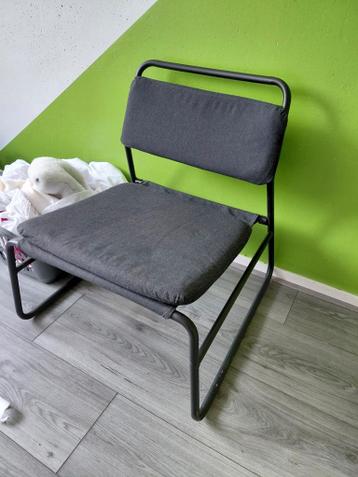 Gratis stoelen af te halen