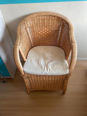 Rieten stoel gratis