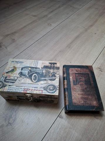 Decoratieve doos en boek alleen ophalen!