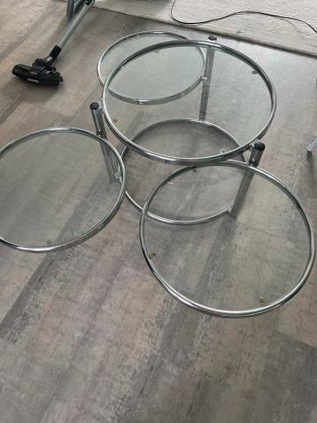 Uitschuifbare glazen salontafel met 5 bladen