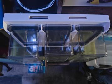 Witte houder met 3 transparante bakjes