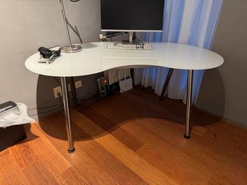 IKEA Galant bureau met glazen blad