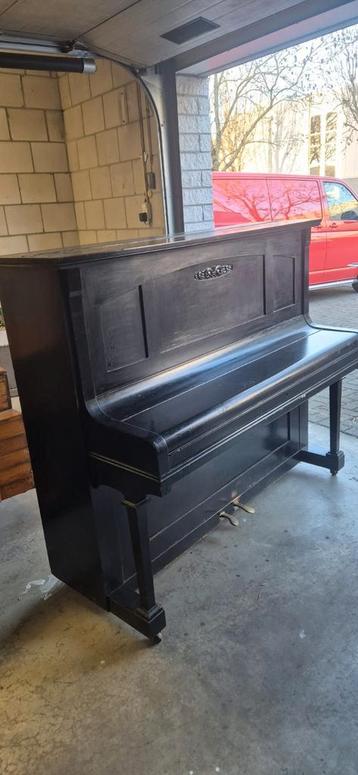 Zwarte piano gratis