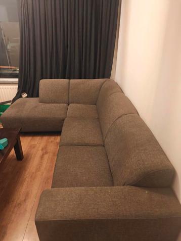 Verschillende meubels, verlichting gratis af te halen