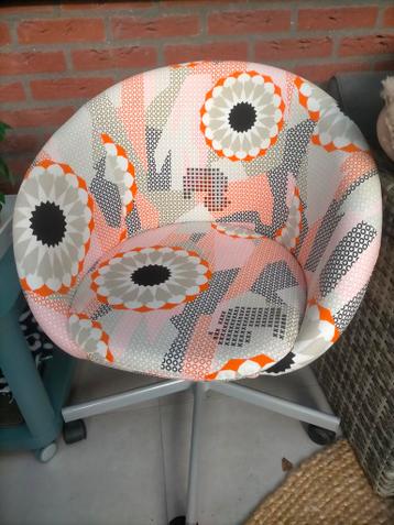 Gratis bureaustoel met vrolijk patroon - Ophalen