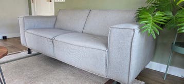 2,5 zitsbank gestoffeerd lichtgrijs - gratis af te halen