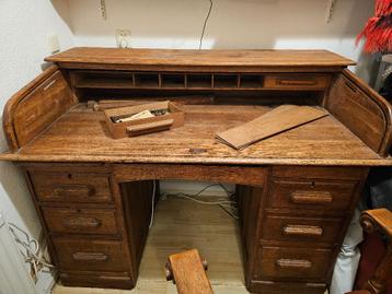 Houten bureau (antiek)