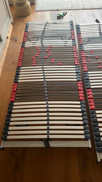 Twee lattenbodems 80x210
