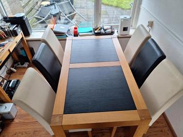 Eethoek met 6 stoelen