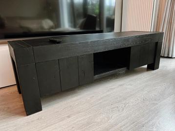 Zwart tv meubel gratis