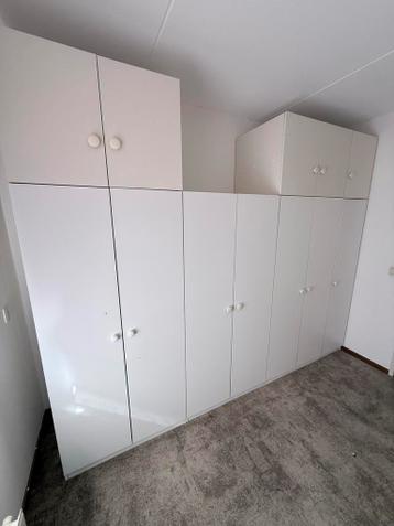 Gratis: 7 kasten, z.s.m. ophalen