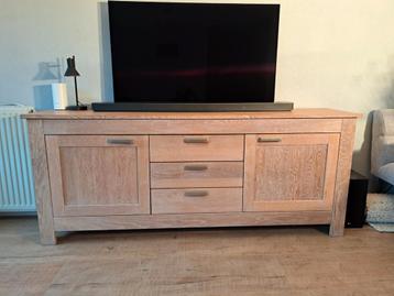 GRATIS af te halen Eiken dressoir