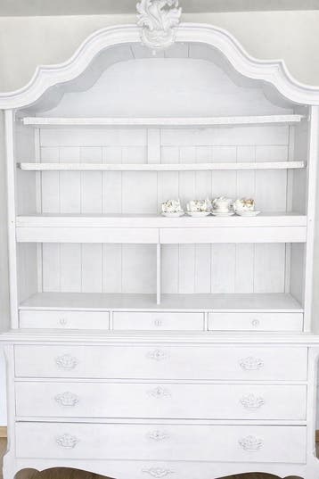 Vitrinekast puntgaaf eikenhout gratis