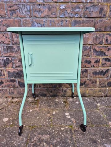 Ikea Vettre nachtkastje/bijzettafel - mintgroen