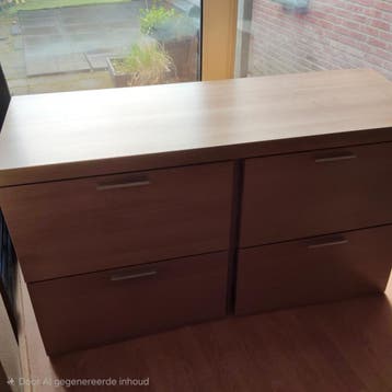 Bruine kast/dressoir - Degelijke zware kast