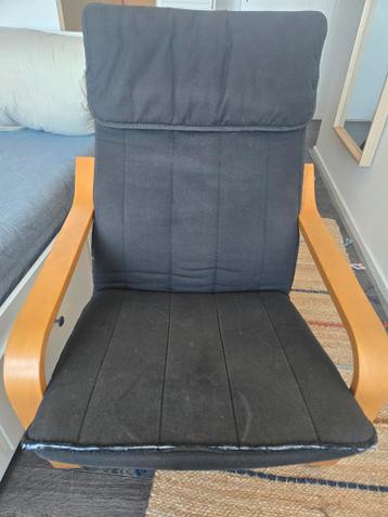 Ikea Poäng stoel met Zwart kussen