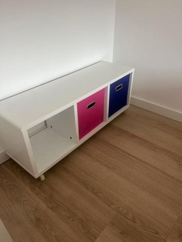 Kleine horizontale kast